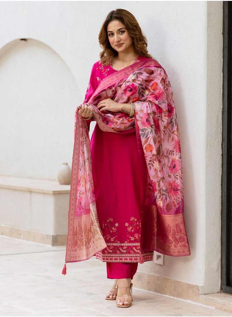Women's Pink Modal Muslin Printed Tunic Full Length Casual Straight Fit Kurta Set