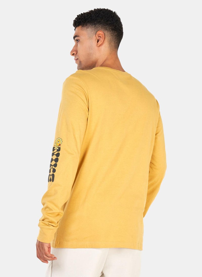 Men's Graphic Long-Sleeve T-Shirt
