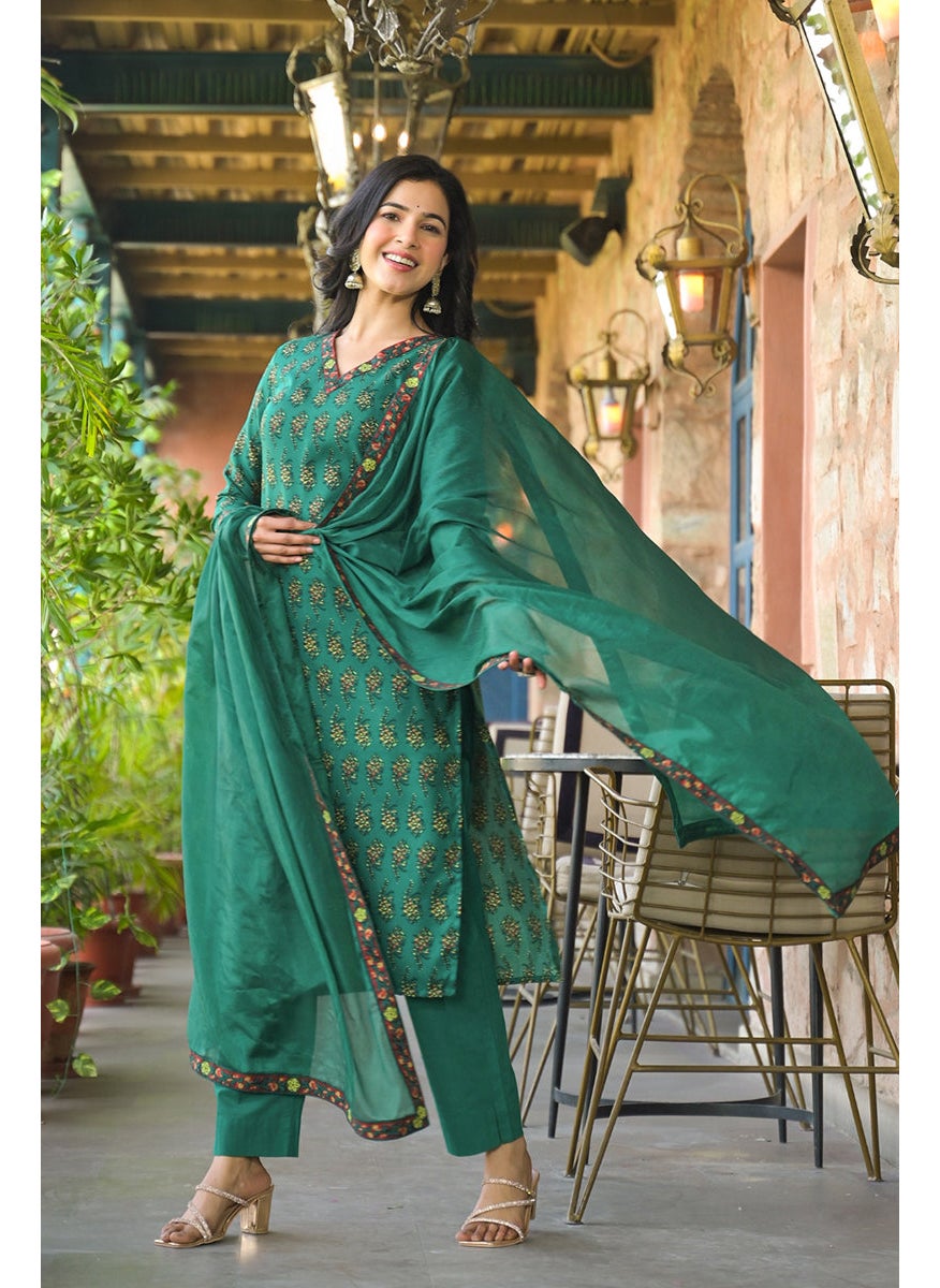 Green Viscose Rayon Floral Printed Straight 3-Piece Kurta Set