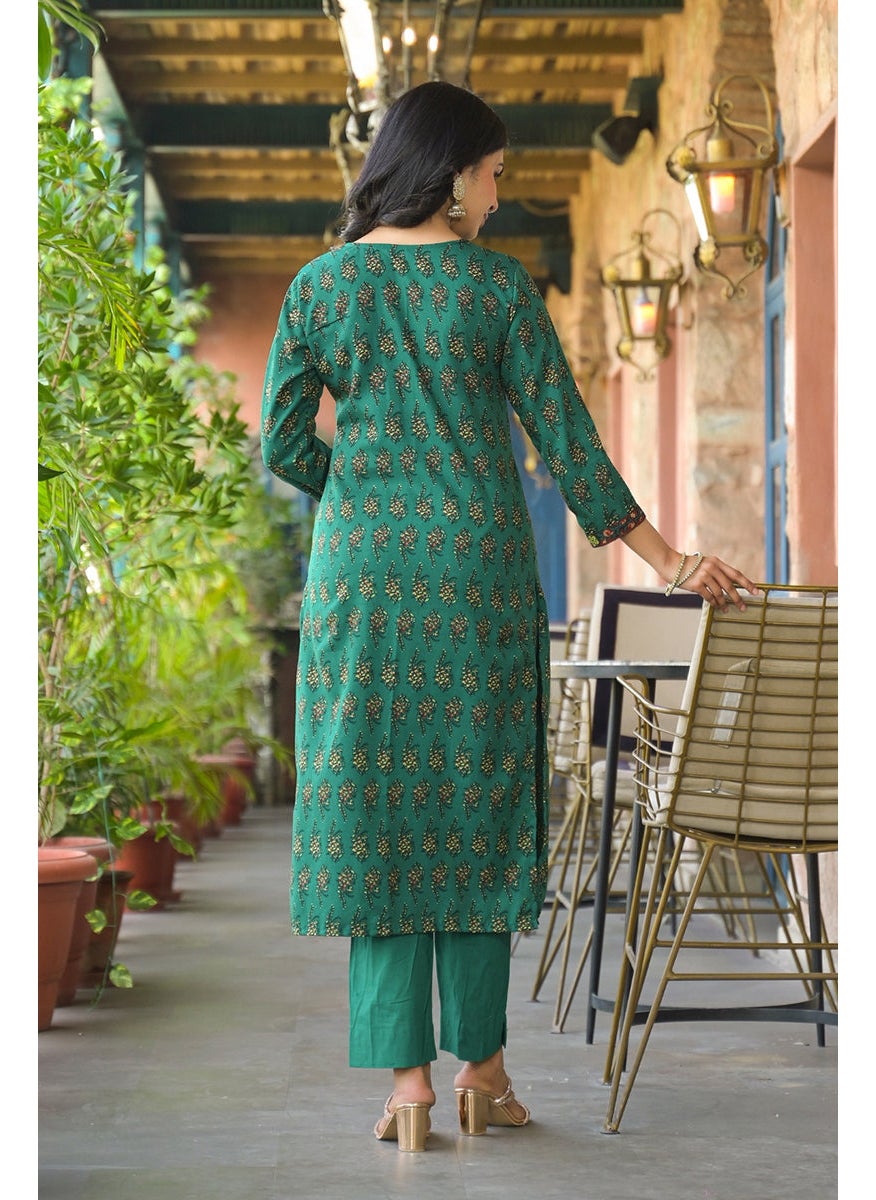 Green Viscose Rayon Floral Printed Straight 3-Piece Kurta Set