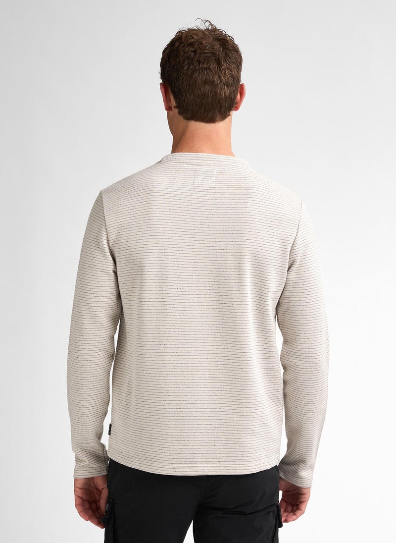 Men Sweater Round Neck
