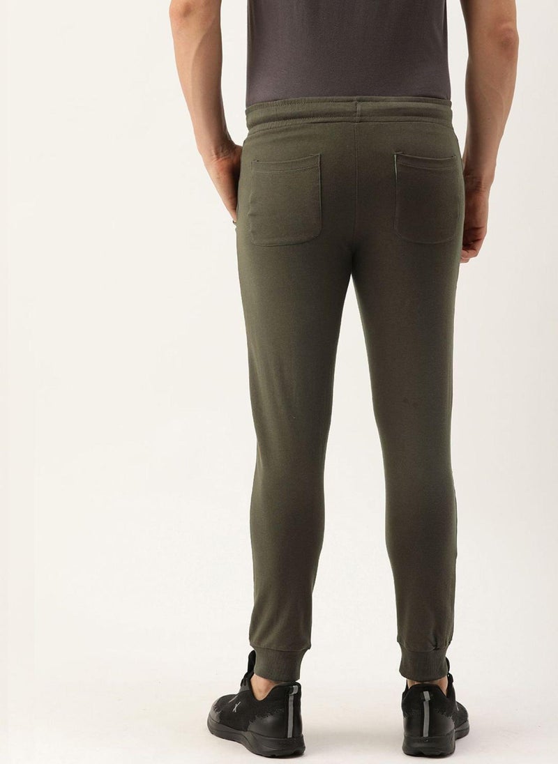 Men Slim Fit Solid Mid-Rise Stretchable Knitted Jogger Trousers