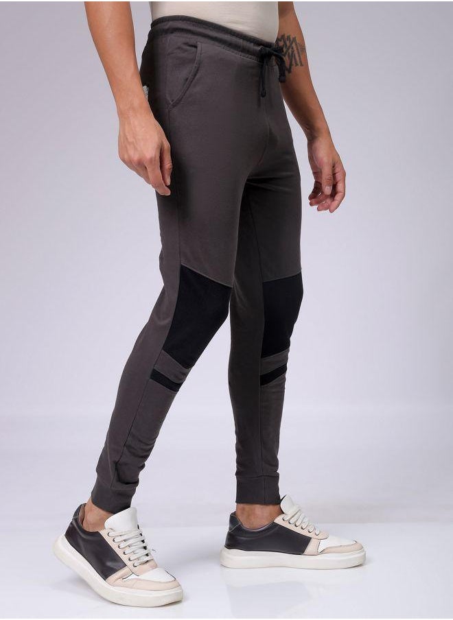 Men Slim Fit Solid Mid-Rise Stretchable Knitted Jogger Trousers