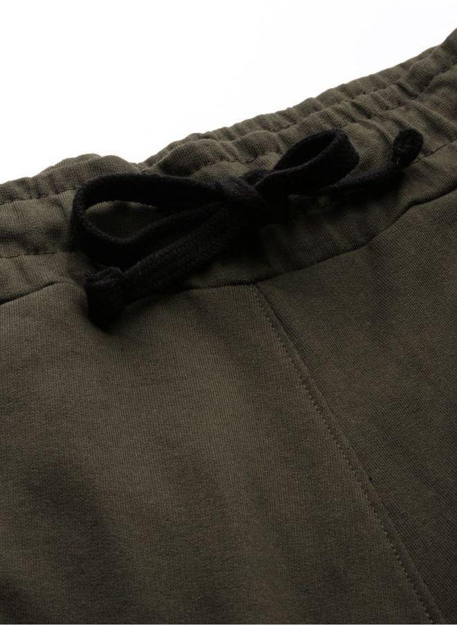 Men Slim Fit Solid Mid-Rise Stretchable Knitted Jogger Trousers
