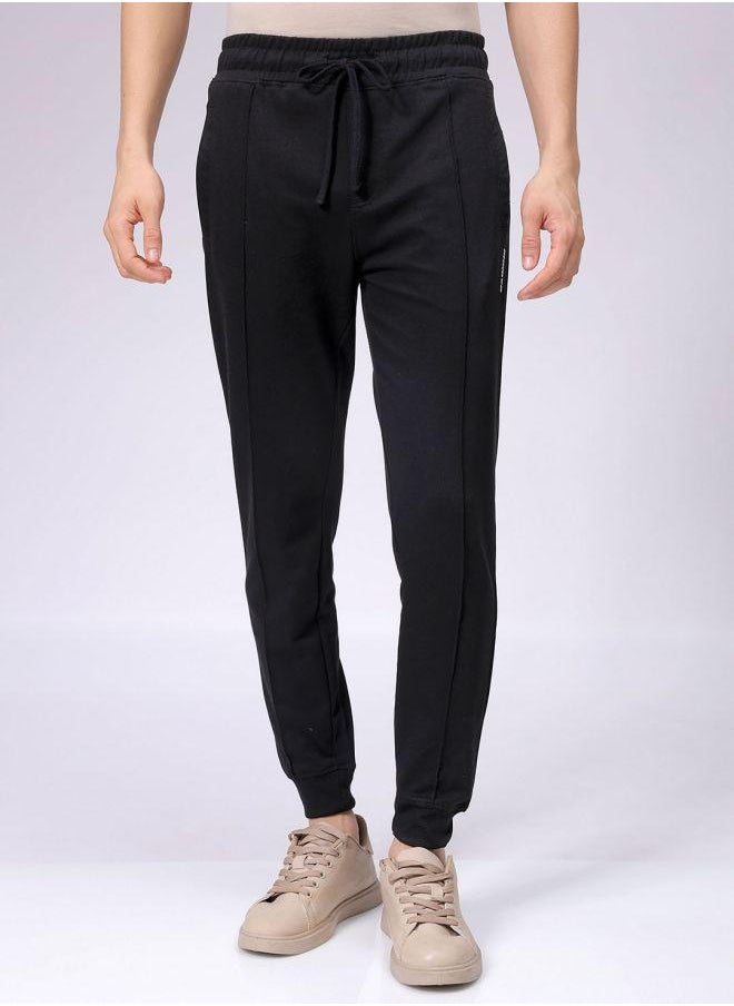 Men Slim Fit Solid Mid-Rise Stretchable Knitted Jogger Trousers