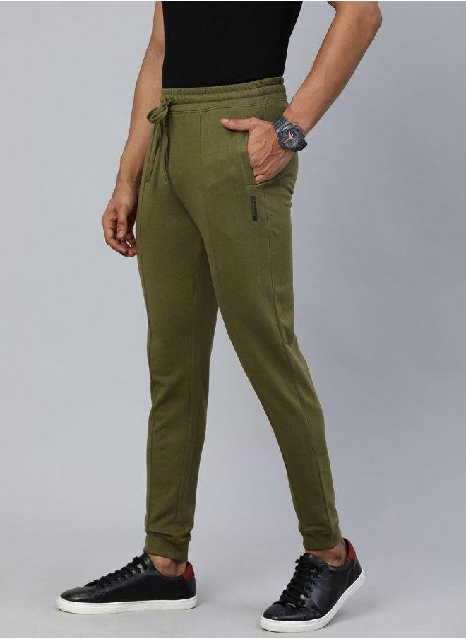 Men Slim Fit Solid Mid-Rise Stretchable Knitted Jogger Trousers