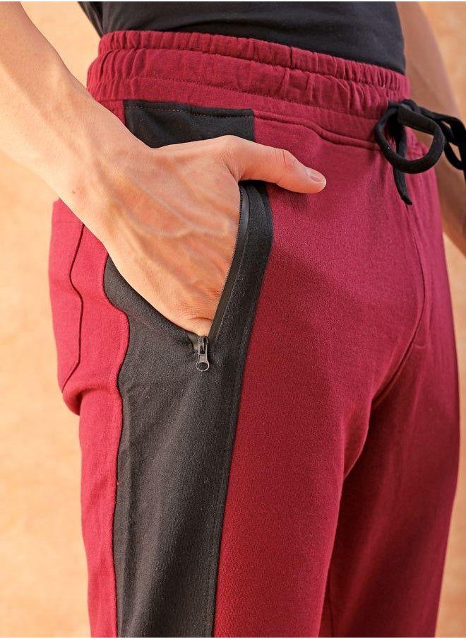 Men Slim Fit Solid Mid-Rise Stretchable Knitted Jogger Trousers