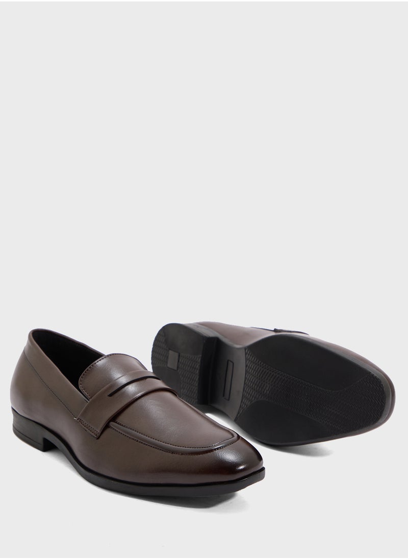 Saddle Detail Classic Formal Slip Ons