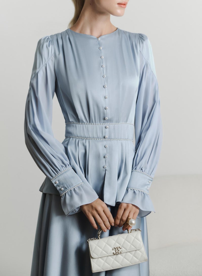 Maxi dress with puff sleeves and pearl decoration