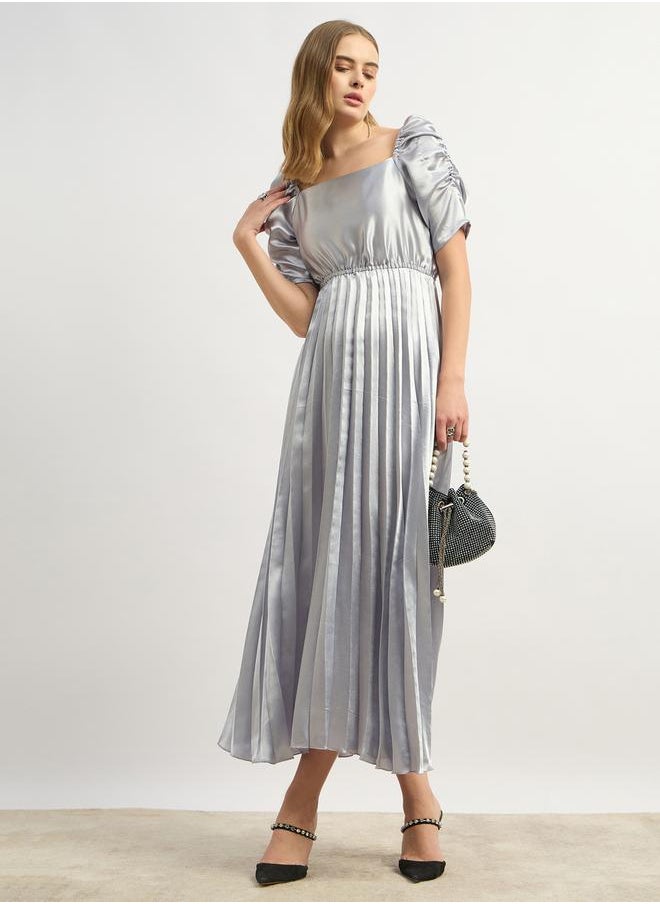 Solid Ruched Sleeve Pleated Maxi Dress