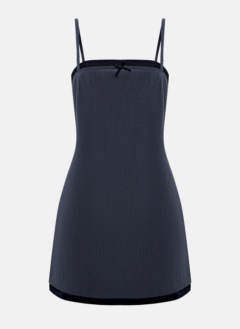 Double material mini dress with collar bow