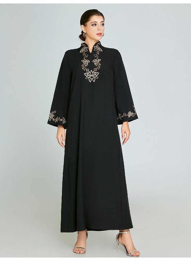 Vintage Black Embroidered Long Sleeve Robe