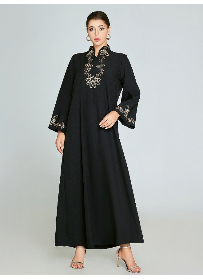 Vintage Black Embroidered Long Sleeve Robe