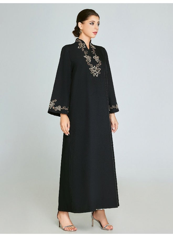 Vintage Black Embroidered Long Sleeve Robe