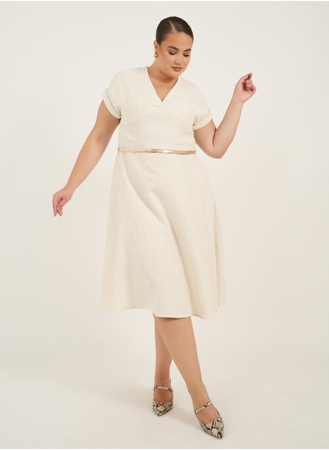 Plus Size Short Sleeves A-Line Midi Dress with Chain Belt