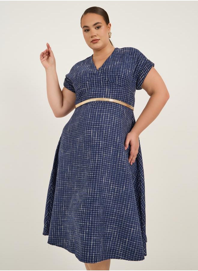 Plus Size Short Sleeves A-Line Midi Dress with Chain Belt