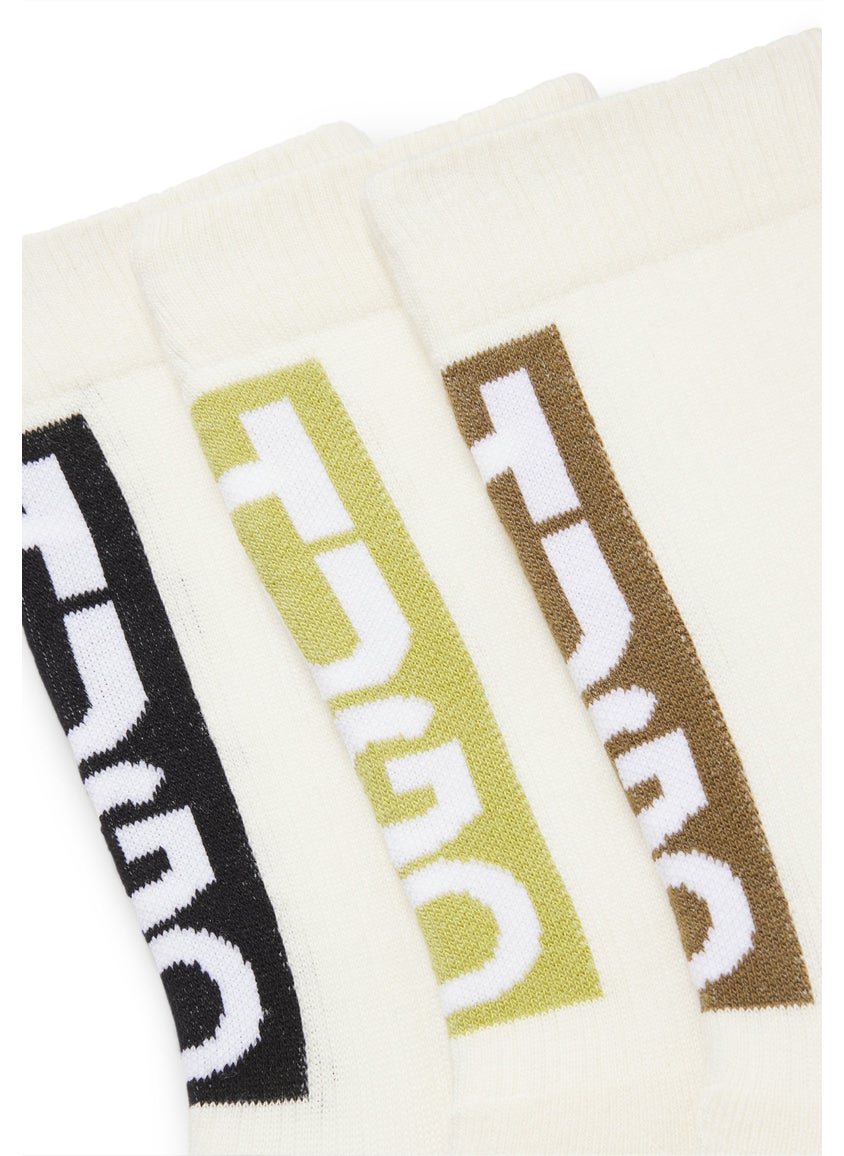 Three-pack of short socks with vertical logos