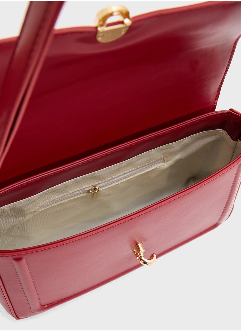 Classic Shoulder Bag