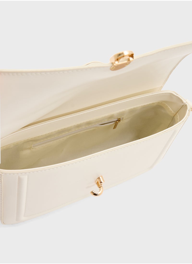 Classic Shoulder Bag