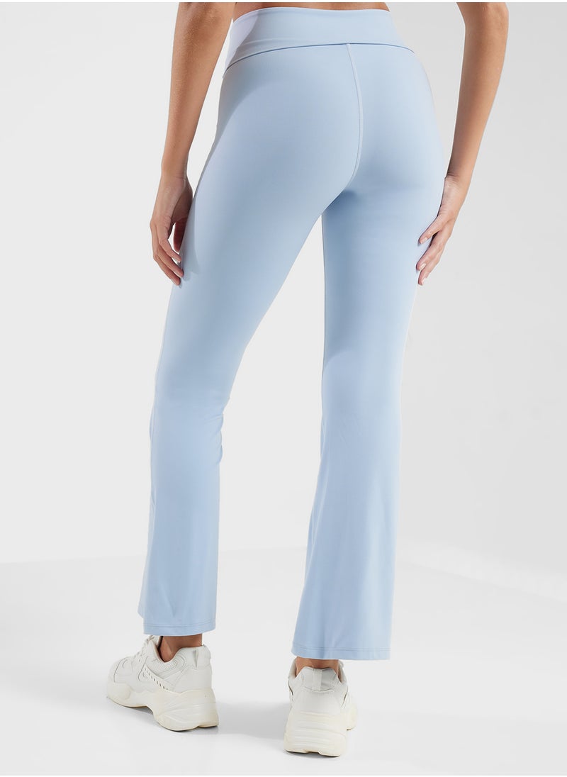 Mid Rise Ankle Length Flared Pants