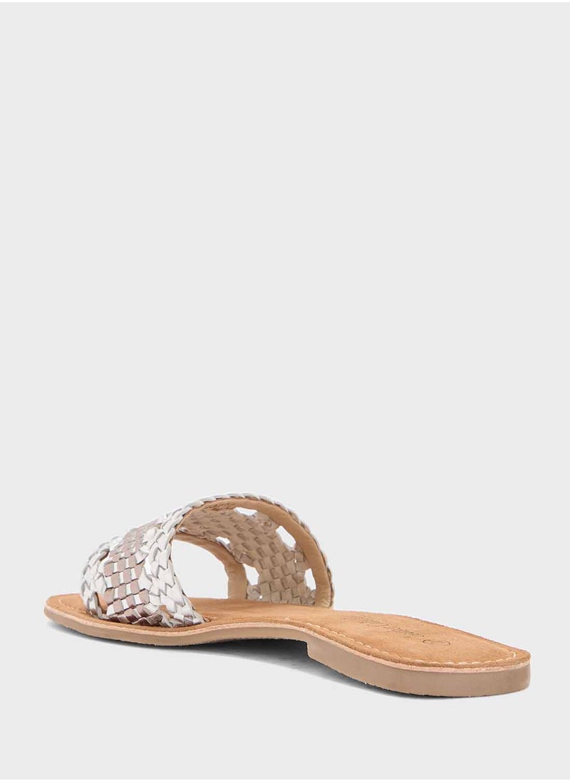 Cut Out Metallic Flat Sandal