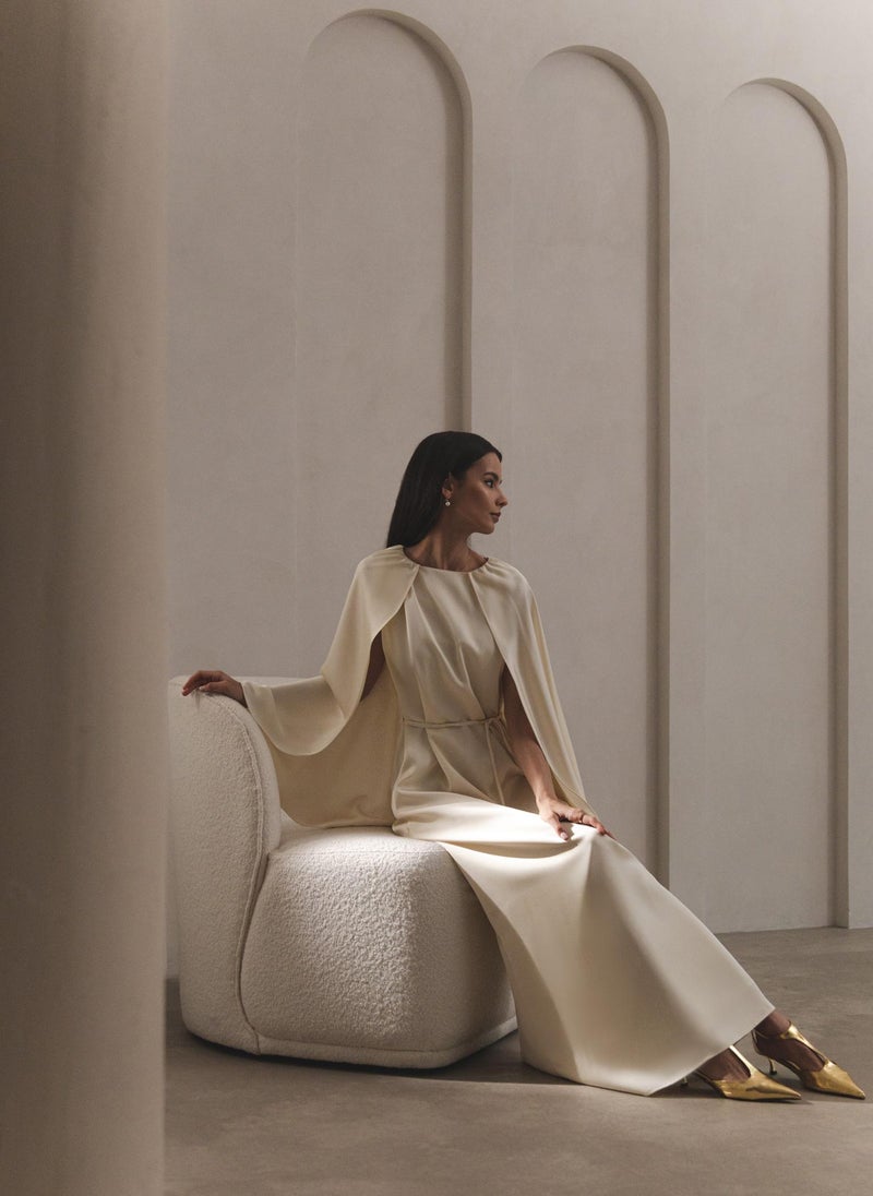 Maxi dress with matching cape