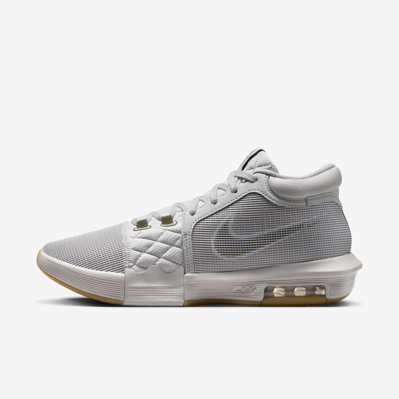 LeBron Witness 8 Basketball Shoes