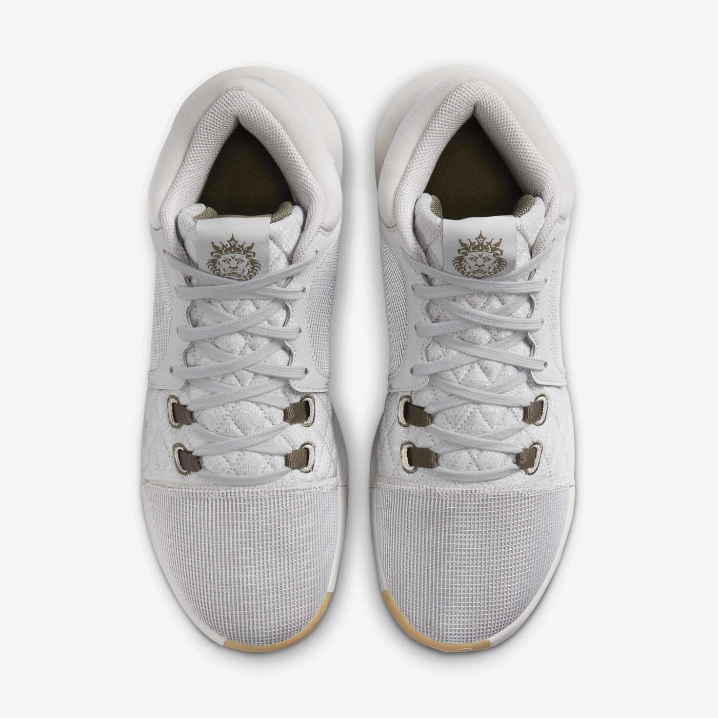 LeBron Witness 8 Basketball Shoes