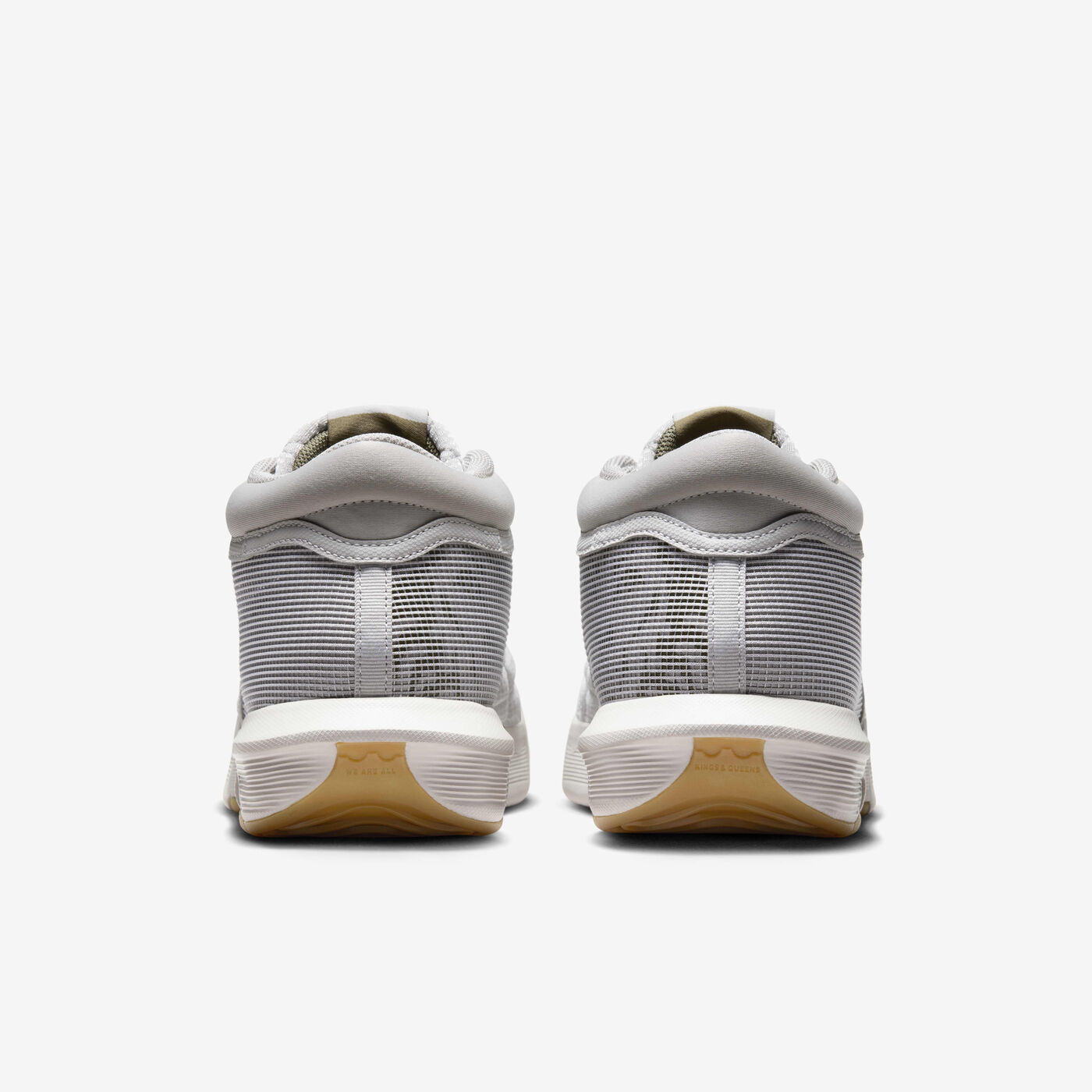 LeBron Witness 8 Basketball Shoes