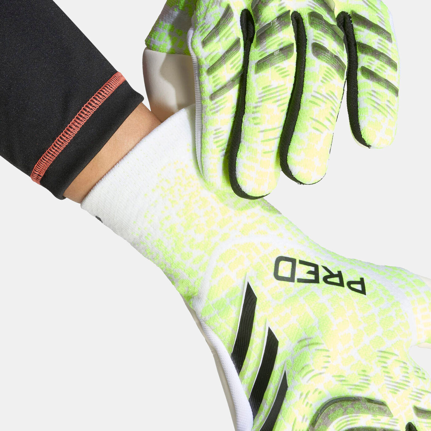 Men's Predator Pro Football Goalkeeper Gloves
