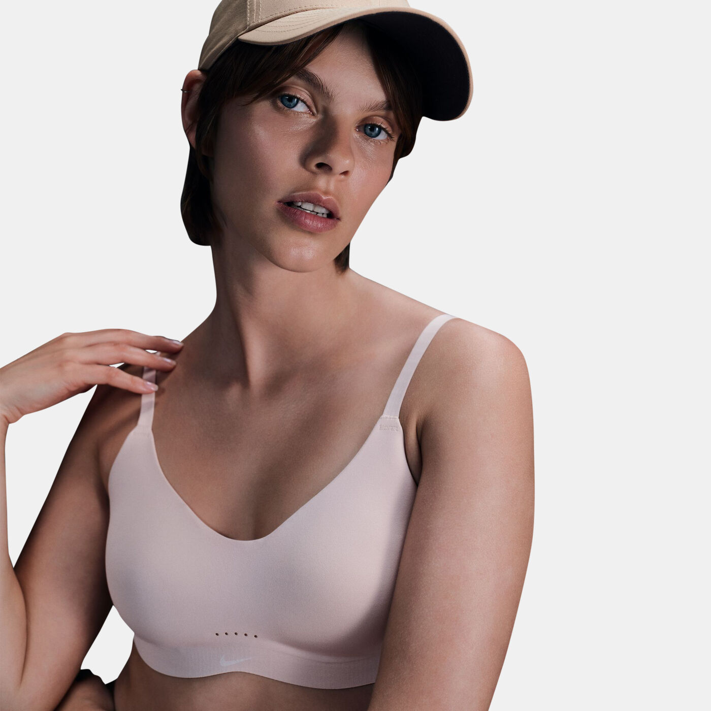 Women's Alate Minimalist Light-Support Convertible Sports Bra
