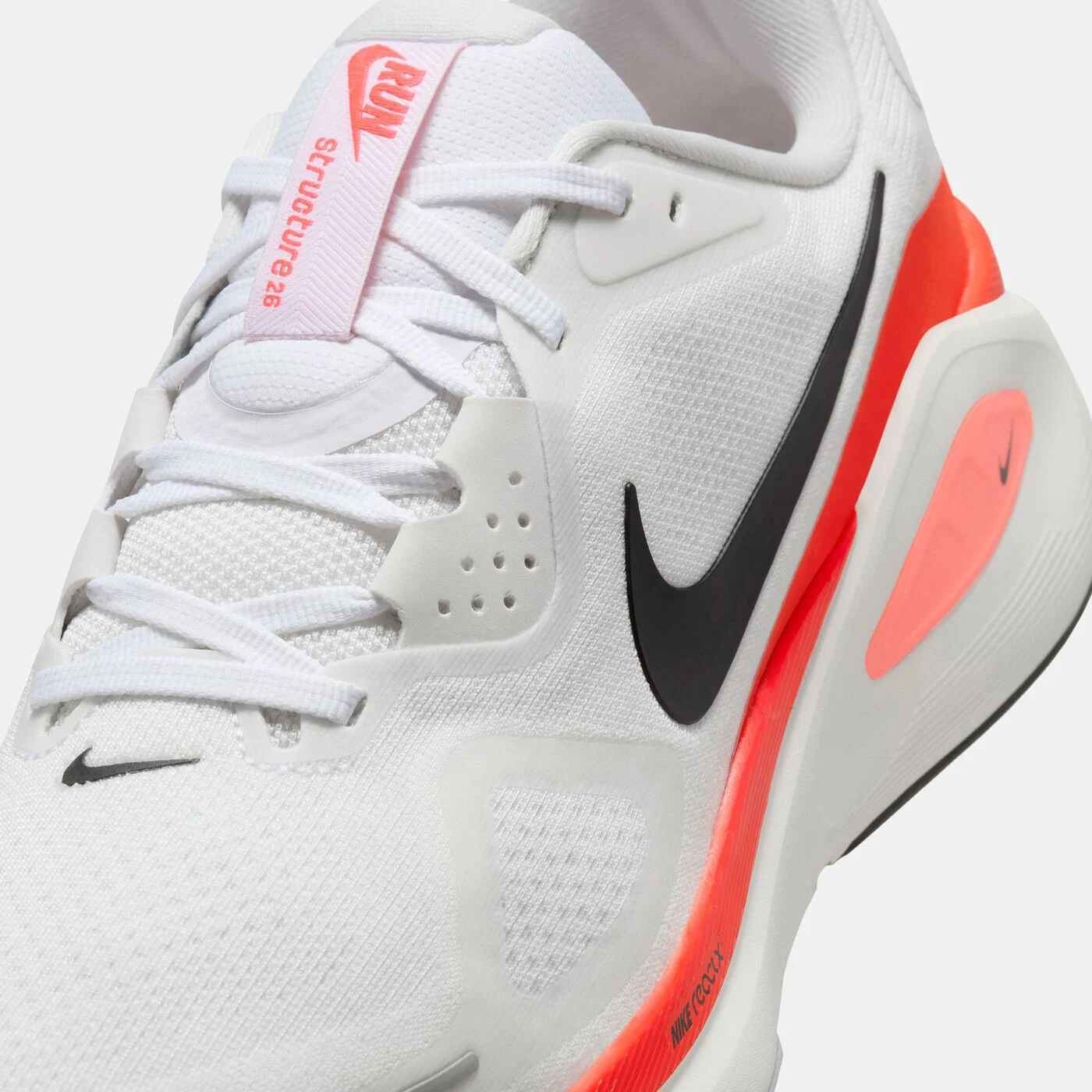 Men's Structure 26 Road Running Shoes