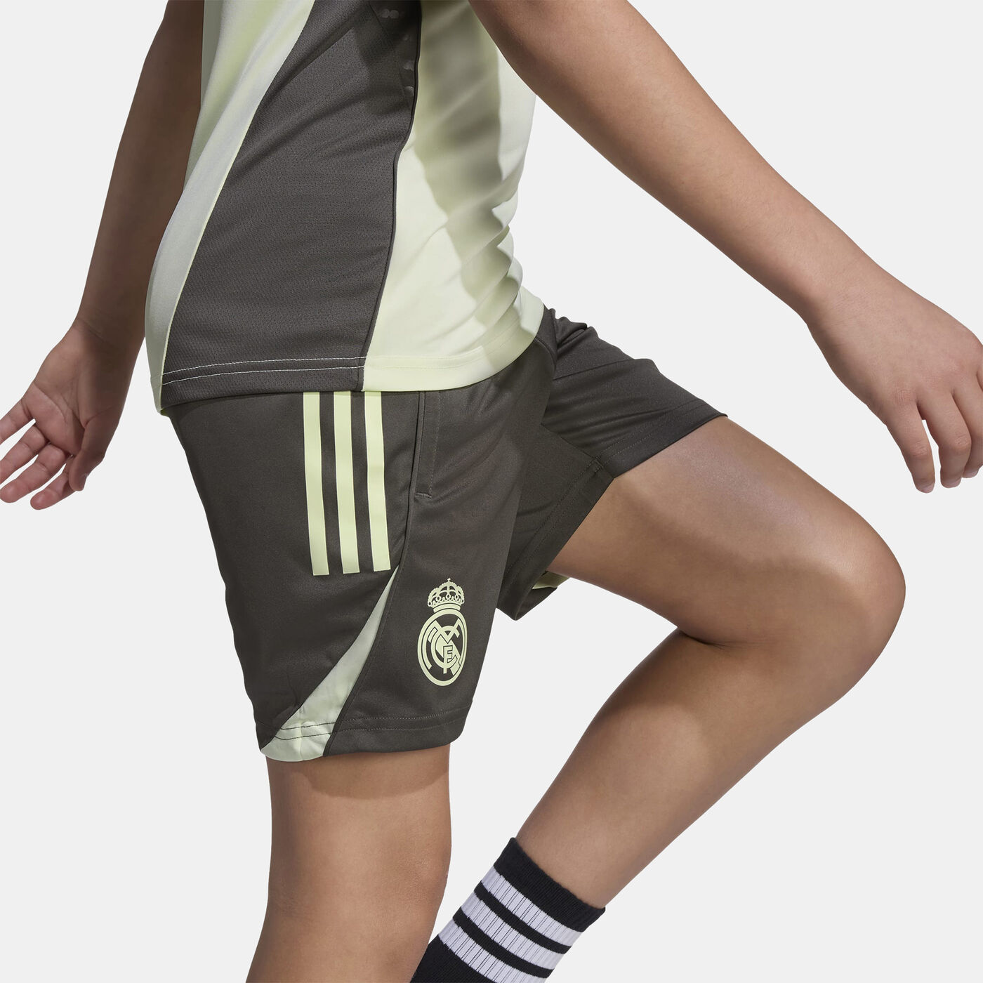 Kids' Real Madrid Tiro 25 Competition Training Football Shorts