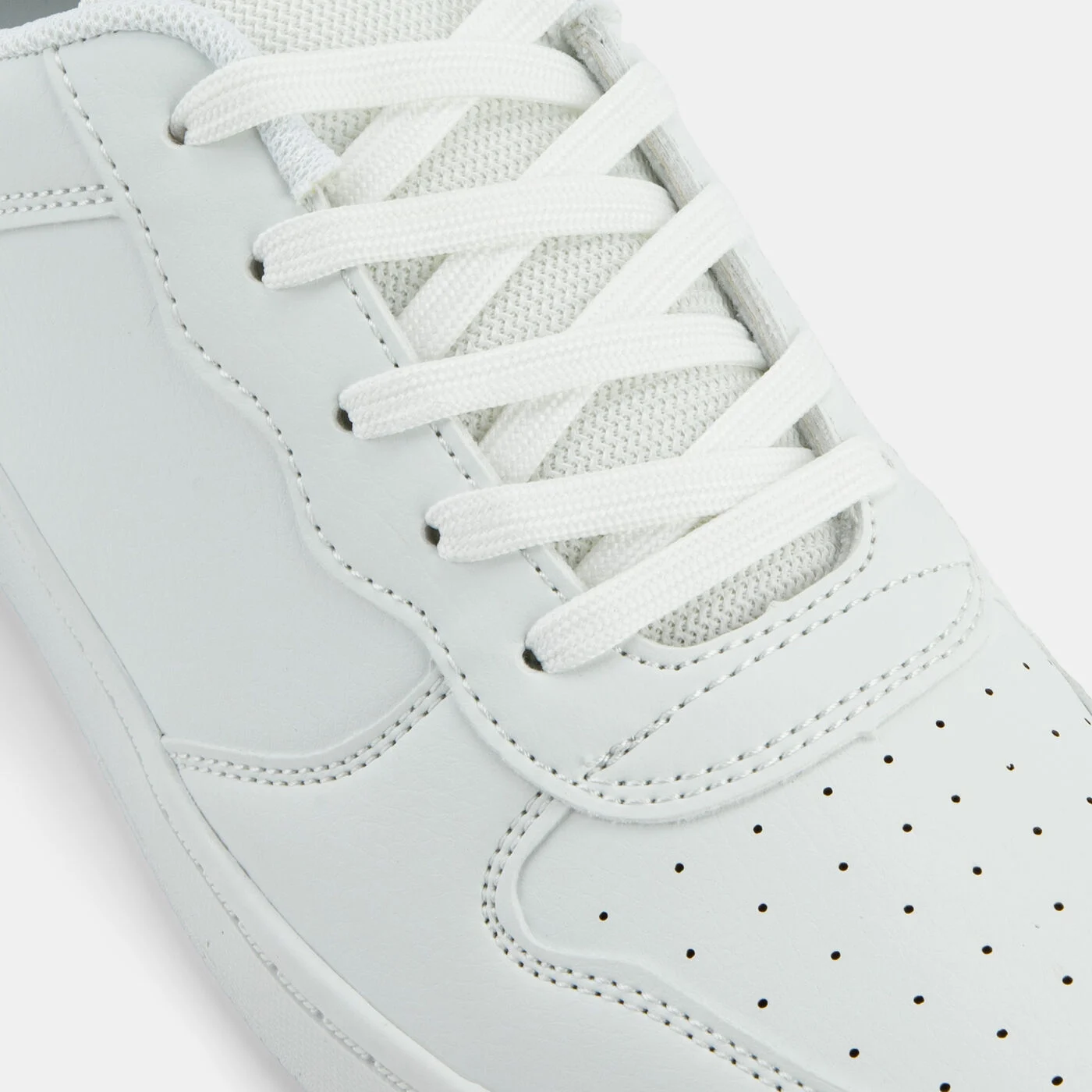 Kids' Laced Shoes