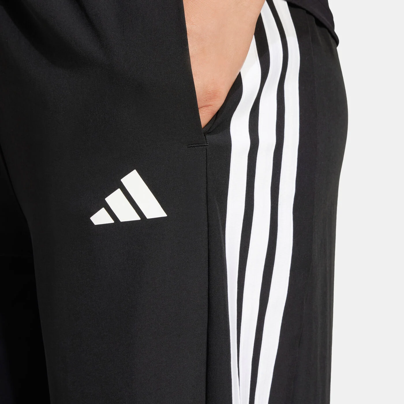 Women's Train Essentials Training Sweatpants