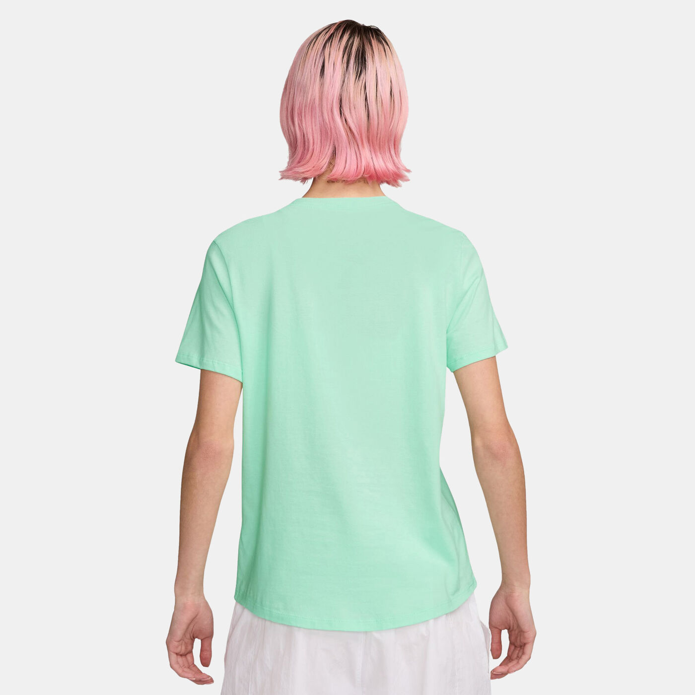 Women's Sportswear Club Essentials T-Shirt