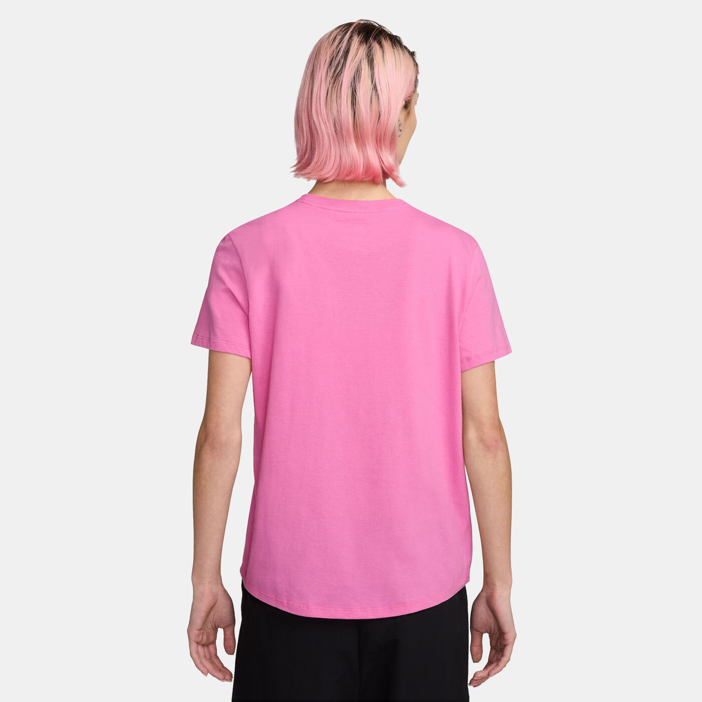 Women's Sportswear Club Essentials T-Shirt