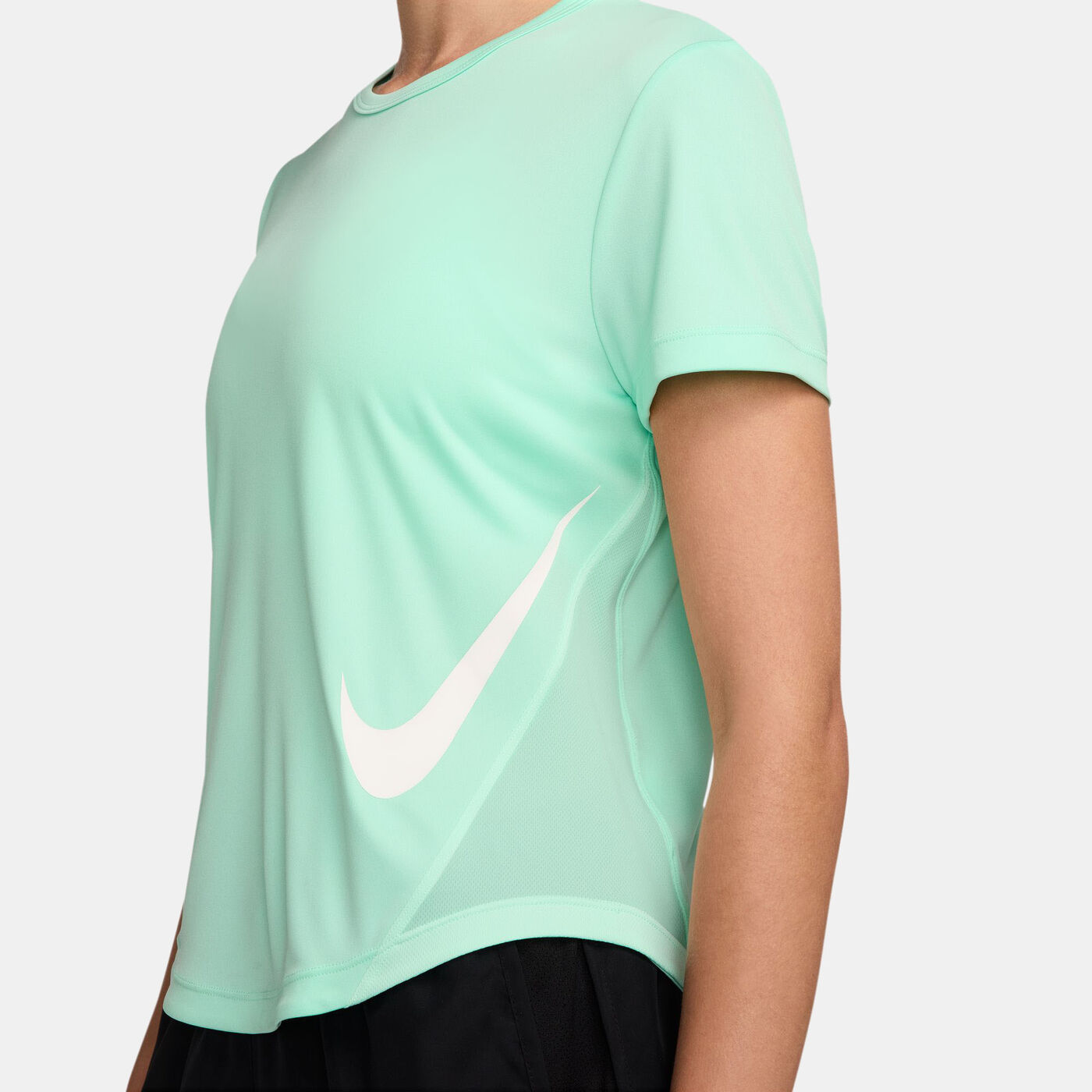 Women's Tempo Swoosh Dri-FIT Running Top