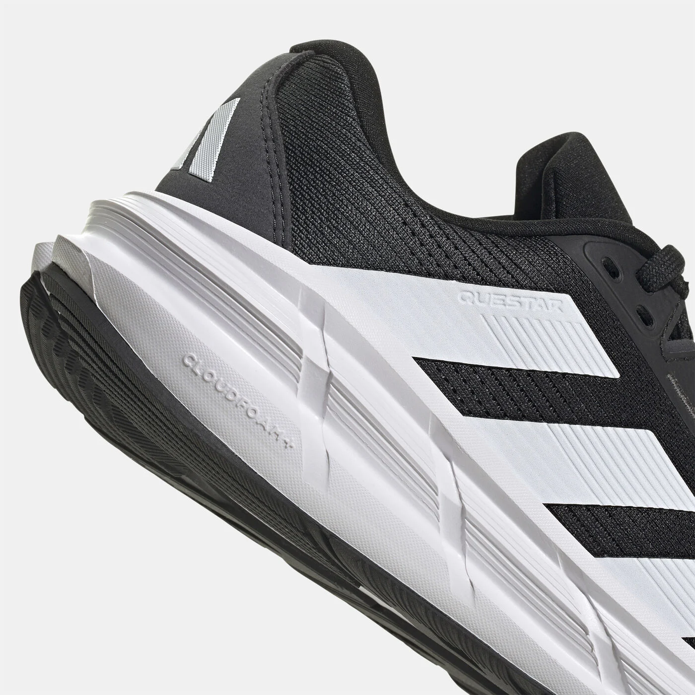 Women's Questar 3 Running Shoes