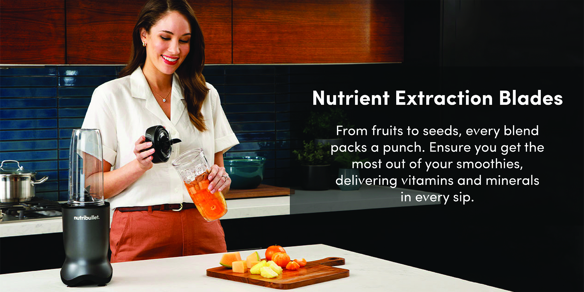 Ultra 1000W High-Speed Blender, Multi-Functional, Quiet Motor, Tritan™ Renew Cups, Rapid Extractor Blades, BPA-Free, Shatter-Resistant, Glow Interface, NBU-500AK, 1-Year Warranty 700 ml 1000 W NB-500 Black