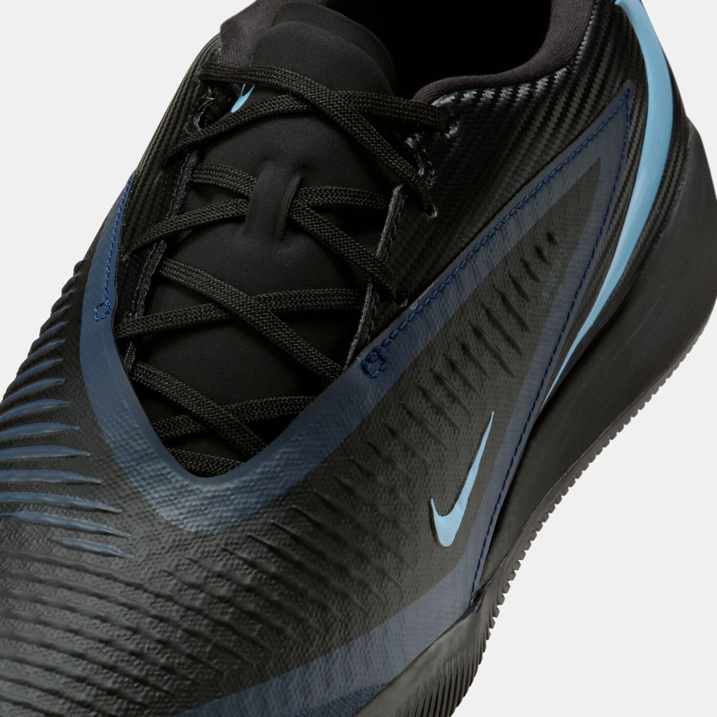 Men's Phantom 6 Low Academy Indoor Court Football Shoes