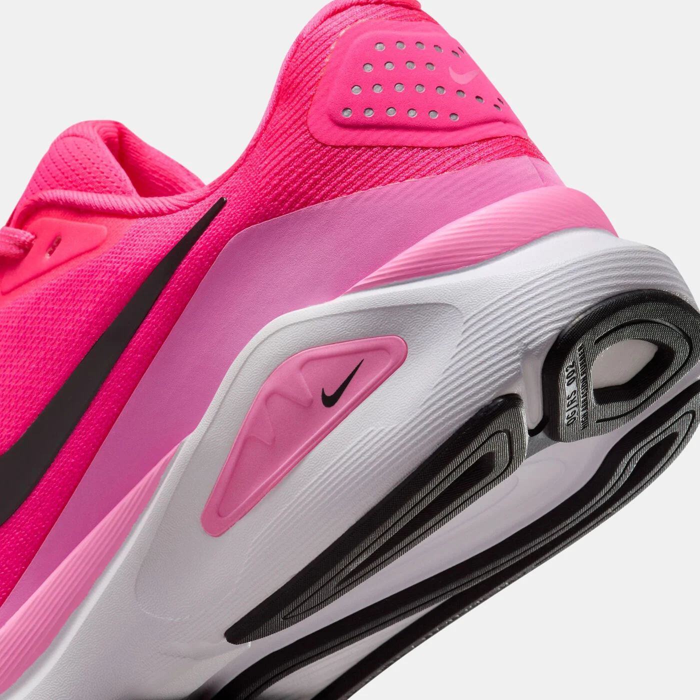 Women's Structure 26 Road Running Shoes
