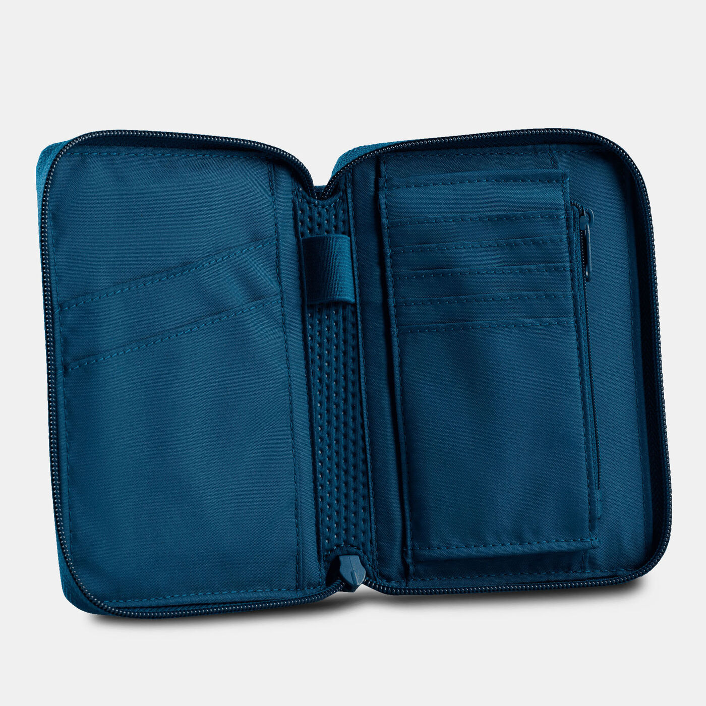 Aura Travel Wallet