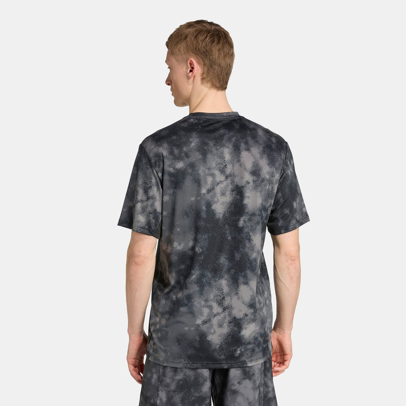Men's Train Essentials Seasonal Printed Training T-Shirt