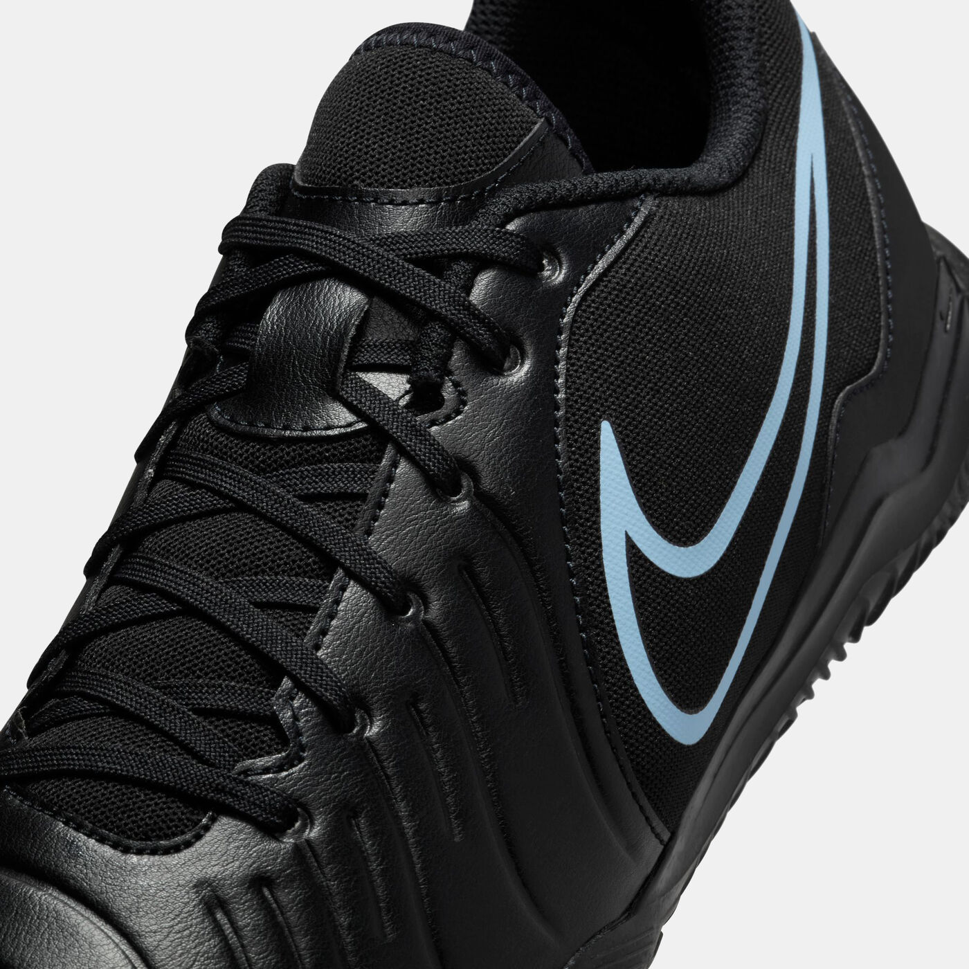 Tiempo Legend 10 Club Indoor Court Football Shoes
