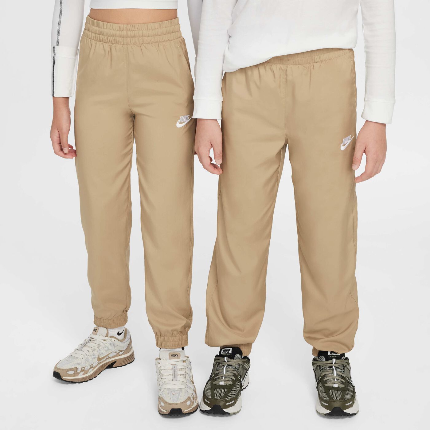 Kids' Sportswear Club Woven Joggers