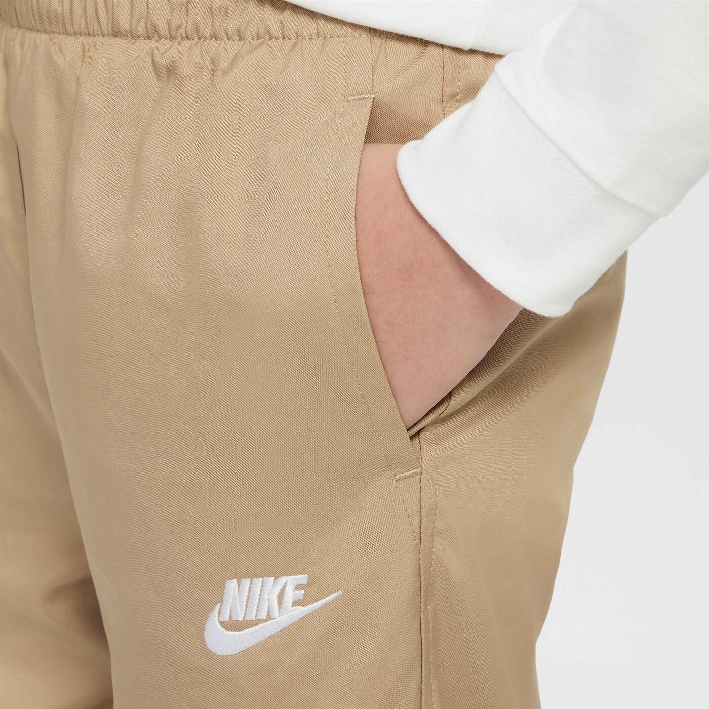 Kids' Sportswear Club Woven Joggers