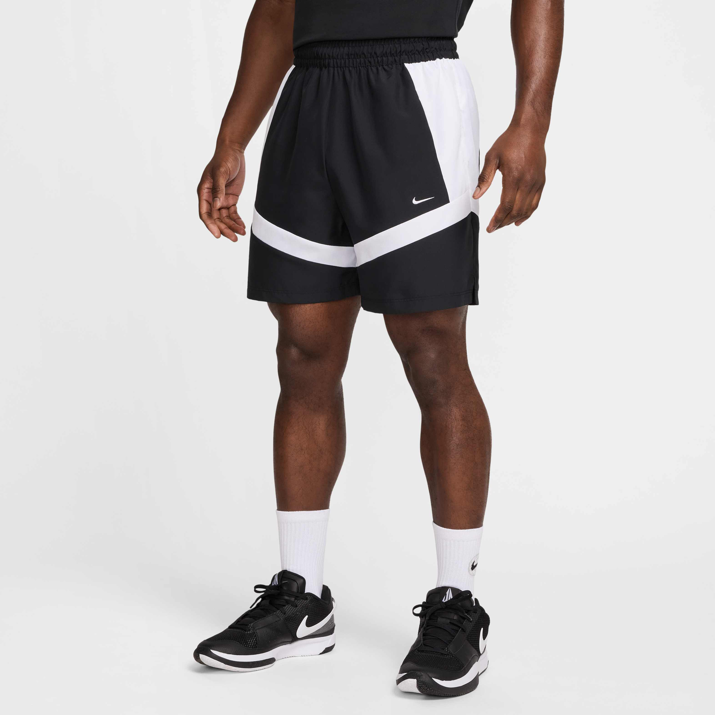 Men's Icon Woven Shorts