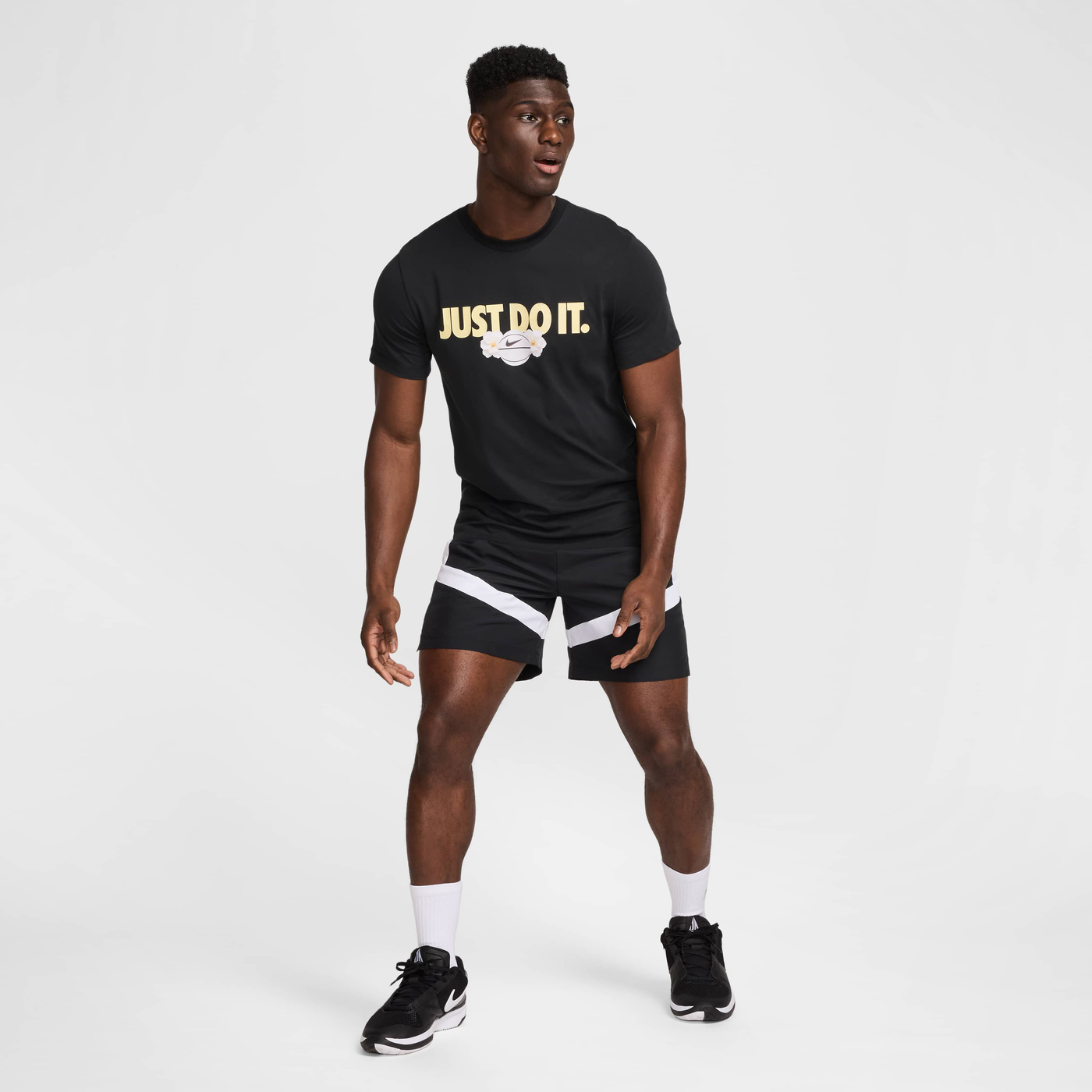 Men's Icon Woven Shorts