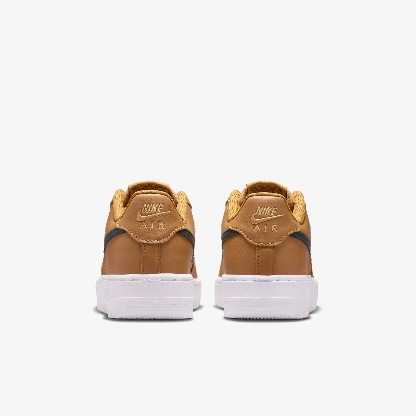 Kids' Air Force 1 Shoe (Older Kids)